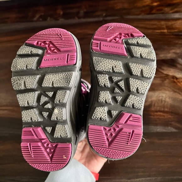 Kids Snow/Waterproof Boots - Picture 6 of 6